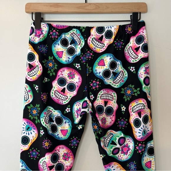 No Boundaries Day of the Dead Skull Cropped Leggings Medium - Picture 5 of 9